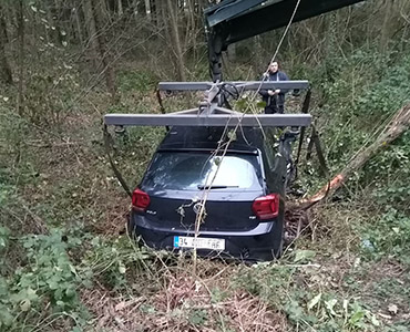 Araç Kurtarıcı ve Çekici