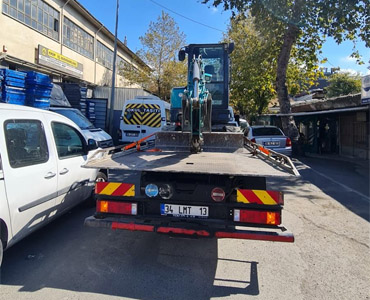 Araç Kurtarıcı ve Çekici