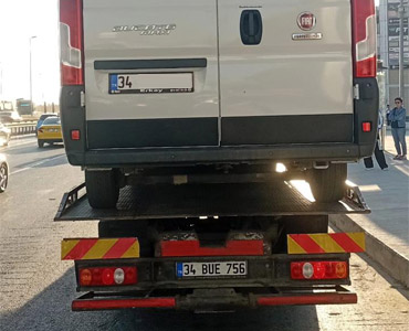 Araç Kurtarıcı ve Çekici