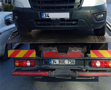 Araç Kurtarıcı ve Çekici